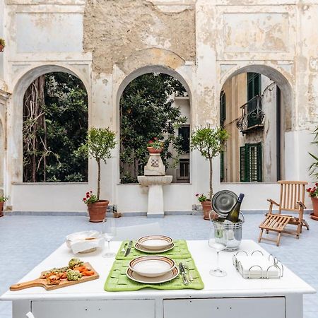 Dietro San Domenico Apartment Palermo Eksteriør billede