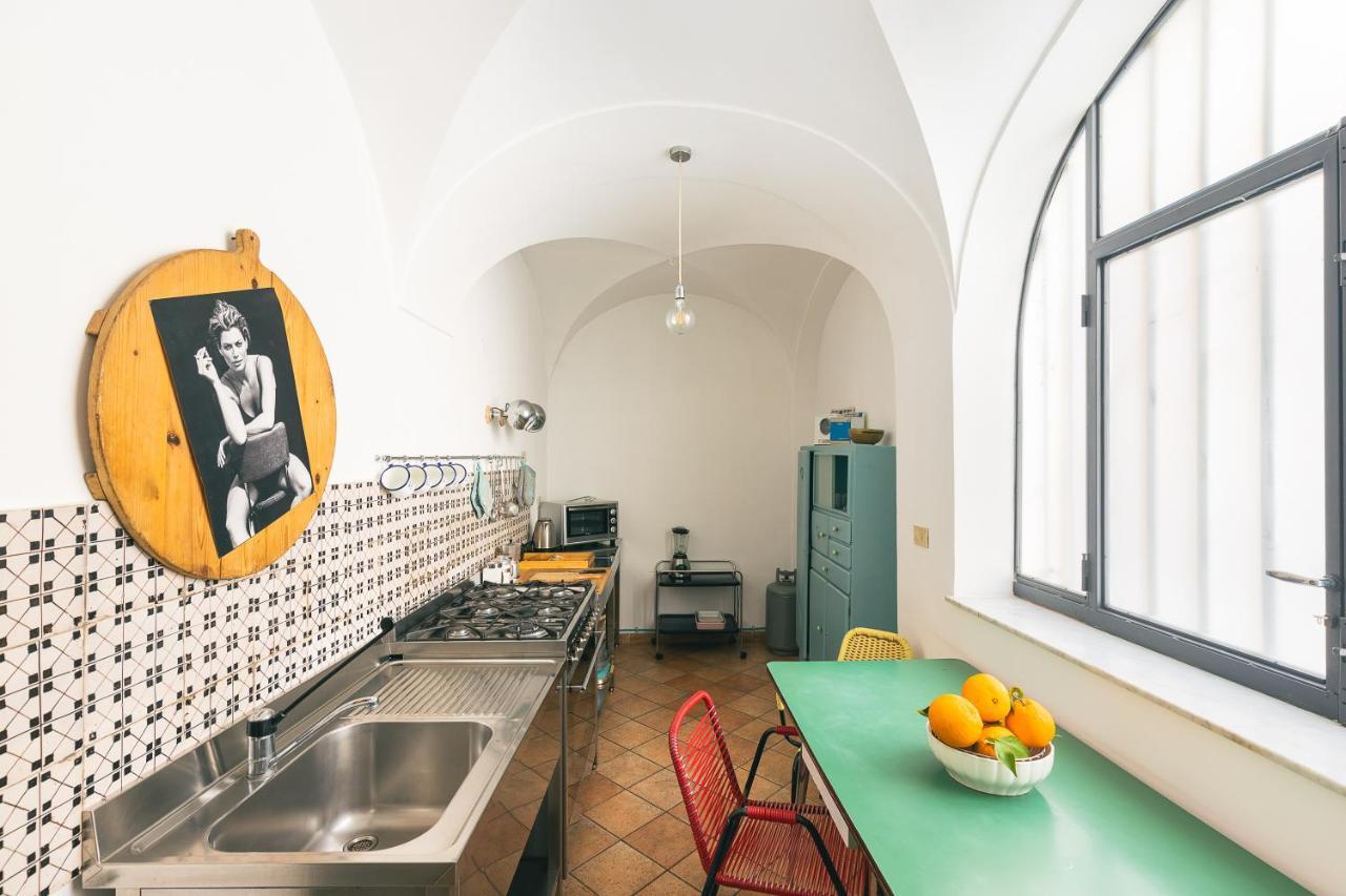 Dietro San Domenico Apartment Palermo Eksteriør billede