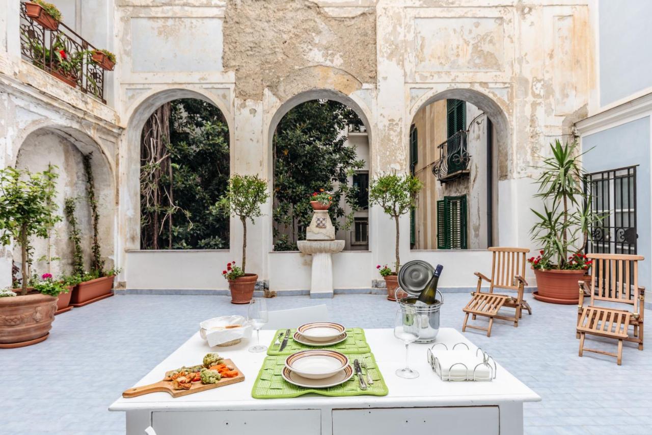 Dietro San Domenico Apartment Palermo Eksteriør billede